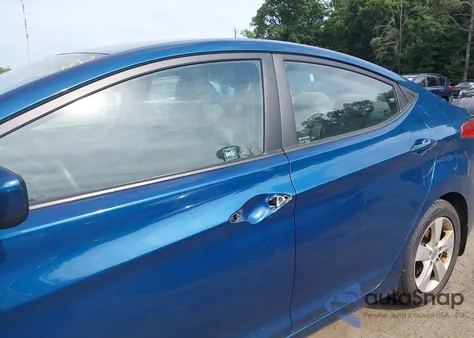 2013 Hyundai Elantra Gls from USA, damaged, VIN KMHDH4AE4DU952909